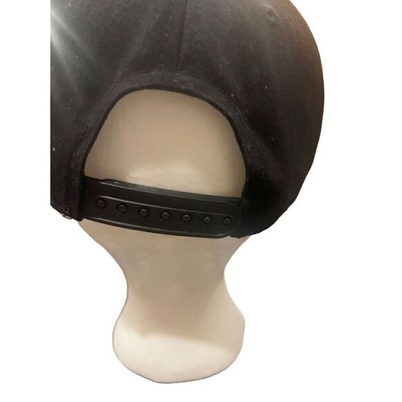 SAVAGE SnapBack cap - Picture 4 of 6